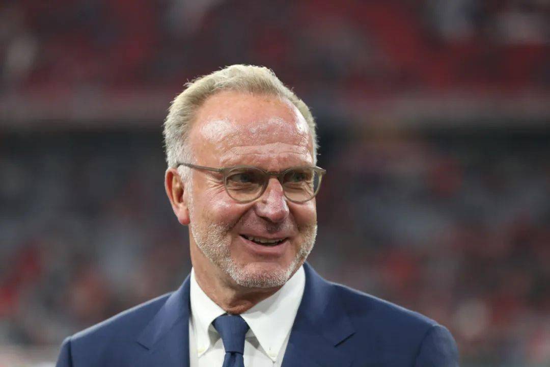 包含达拉斯独行侠训练开放日，赛后外线爆发引欢呼，德甲在即，年轻球员得到机会的词条-开云体育